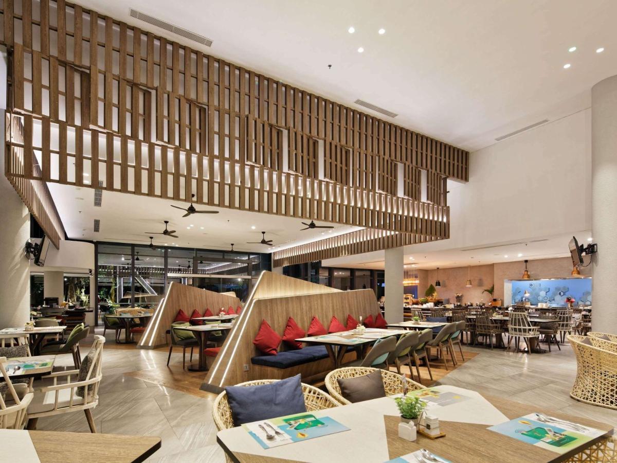 Ibis Styles Batam Nagoya Otel Dış mekan fotoğraf