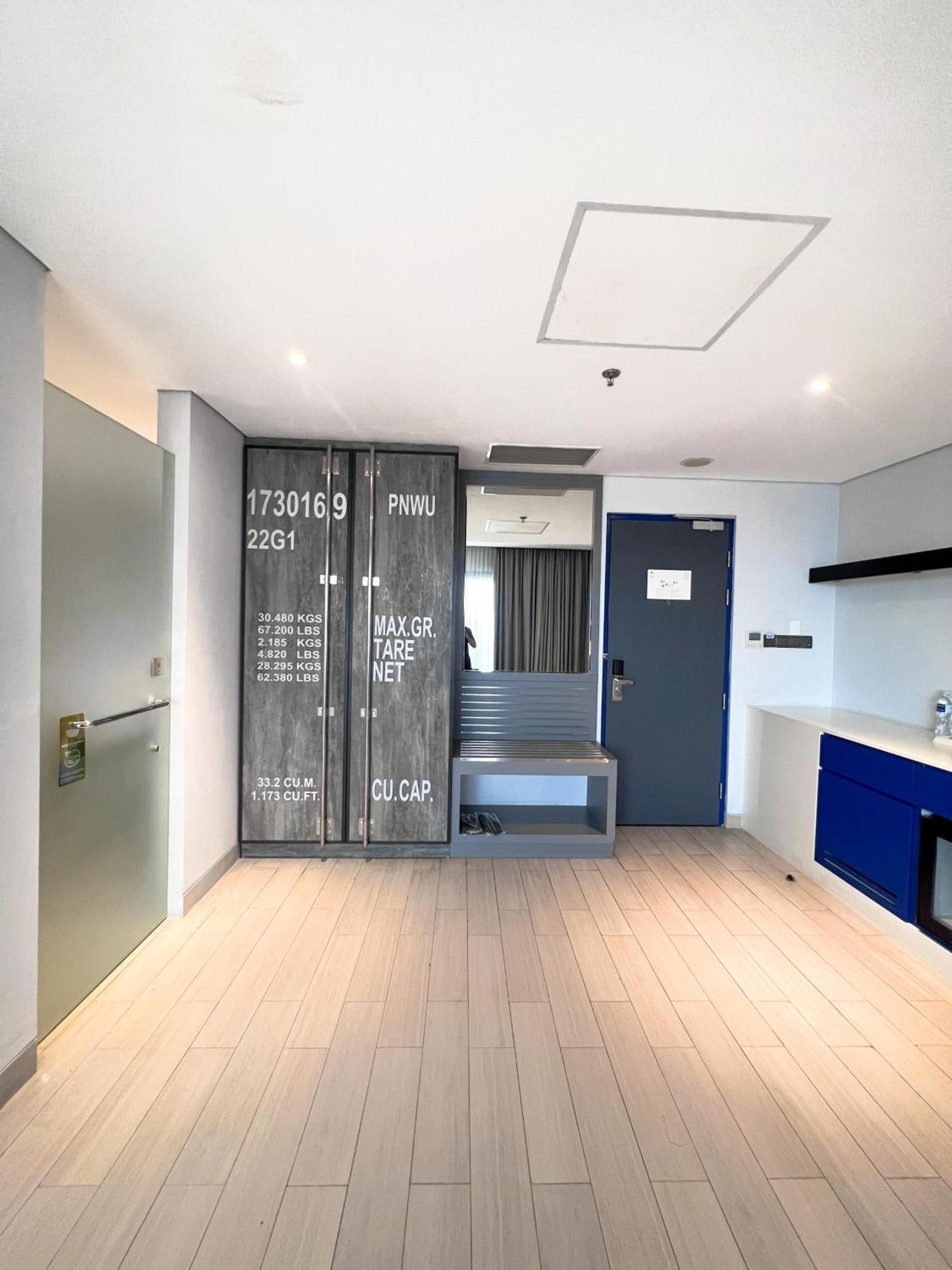 Ibis Styles Batam Nagoya Otel Dış mekan fotoğraf