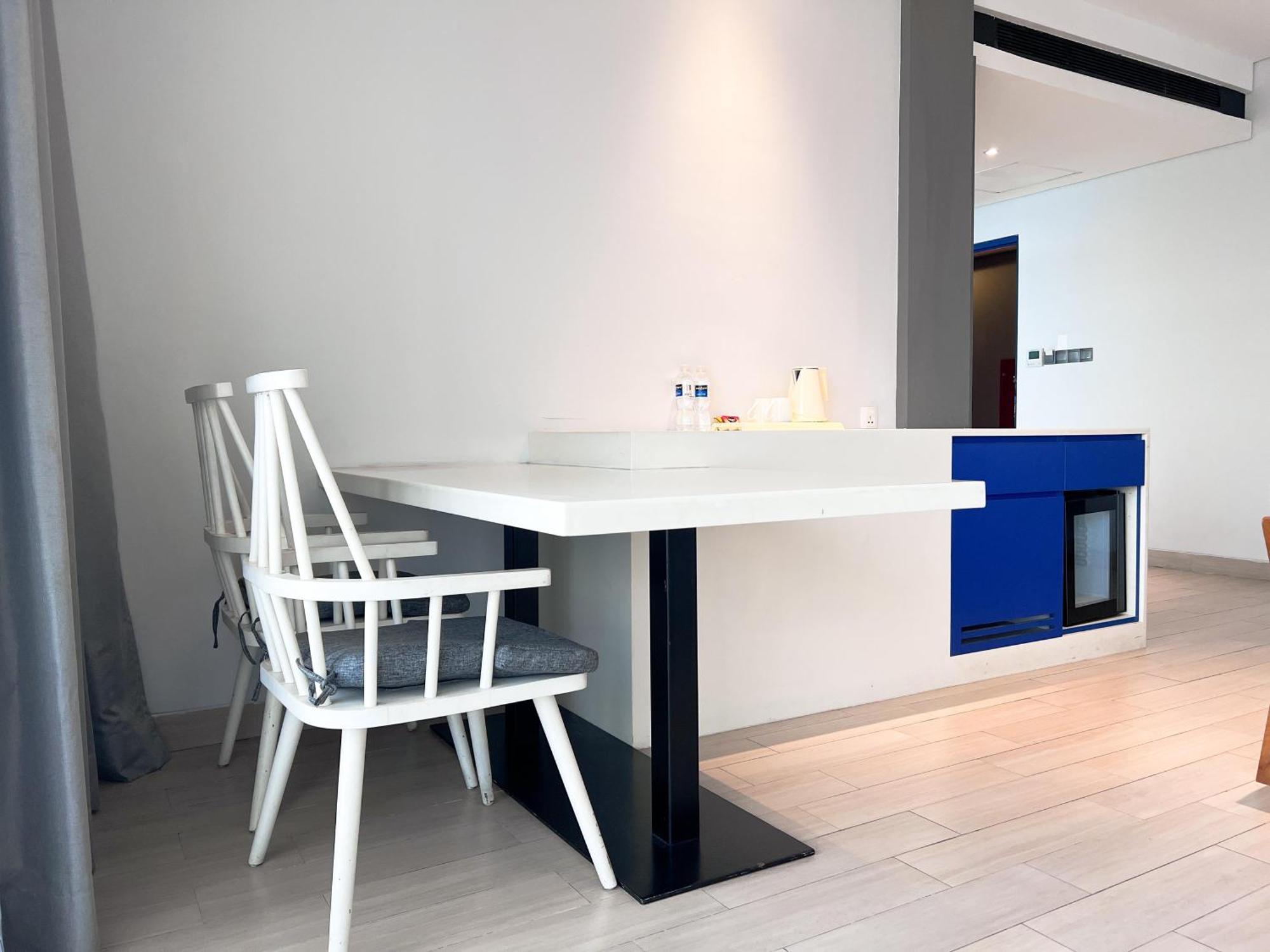 Ibis Styles Batam Nagoya Otel Dış mekan fotoğraf