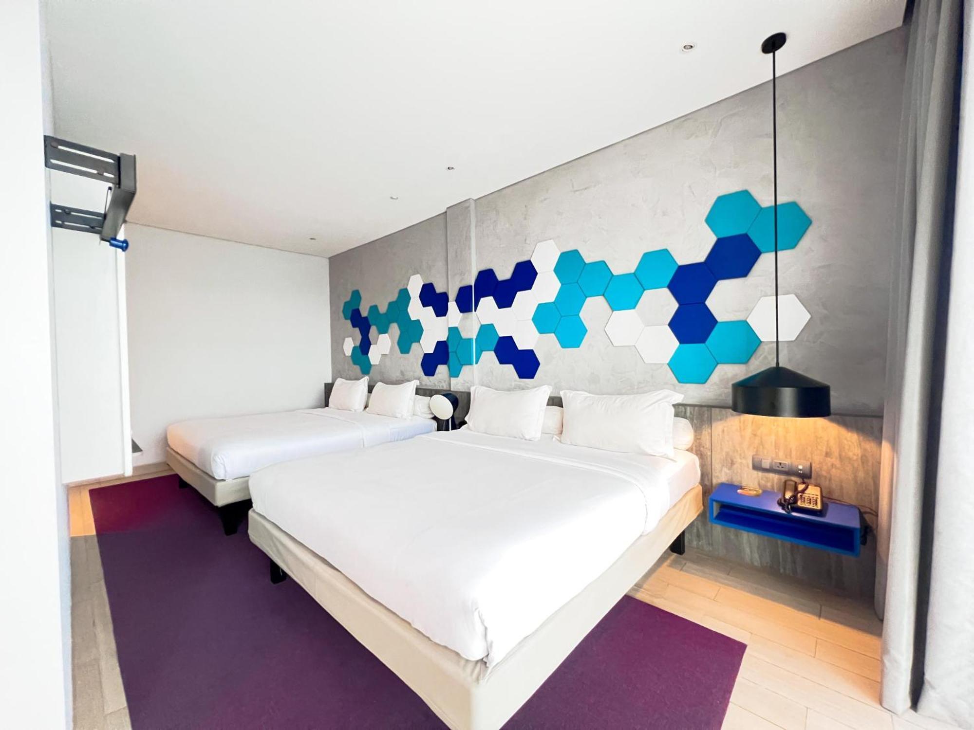 Ibis Styles Batam Nagoya Otel Dış mekan fotoğraf