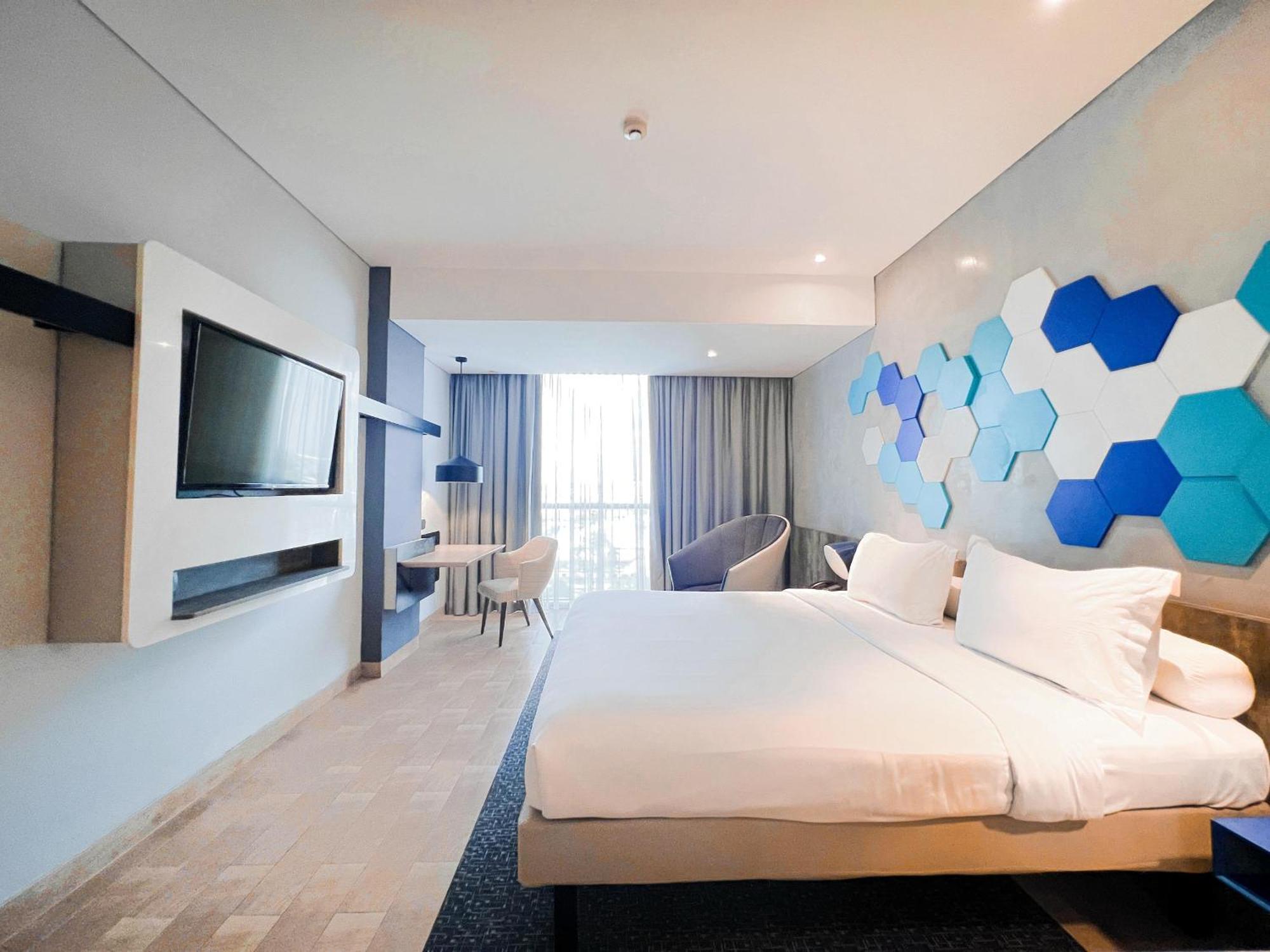 Ibis Styles Batam Nagoya Otel Dış mekan fotoğraf